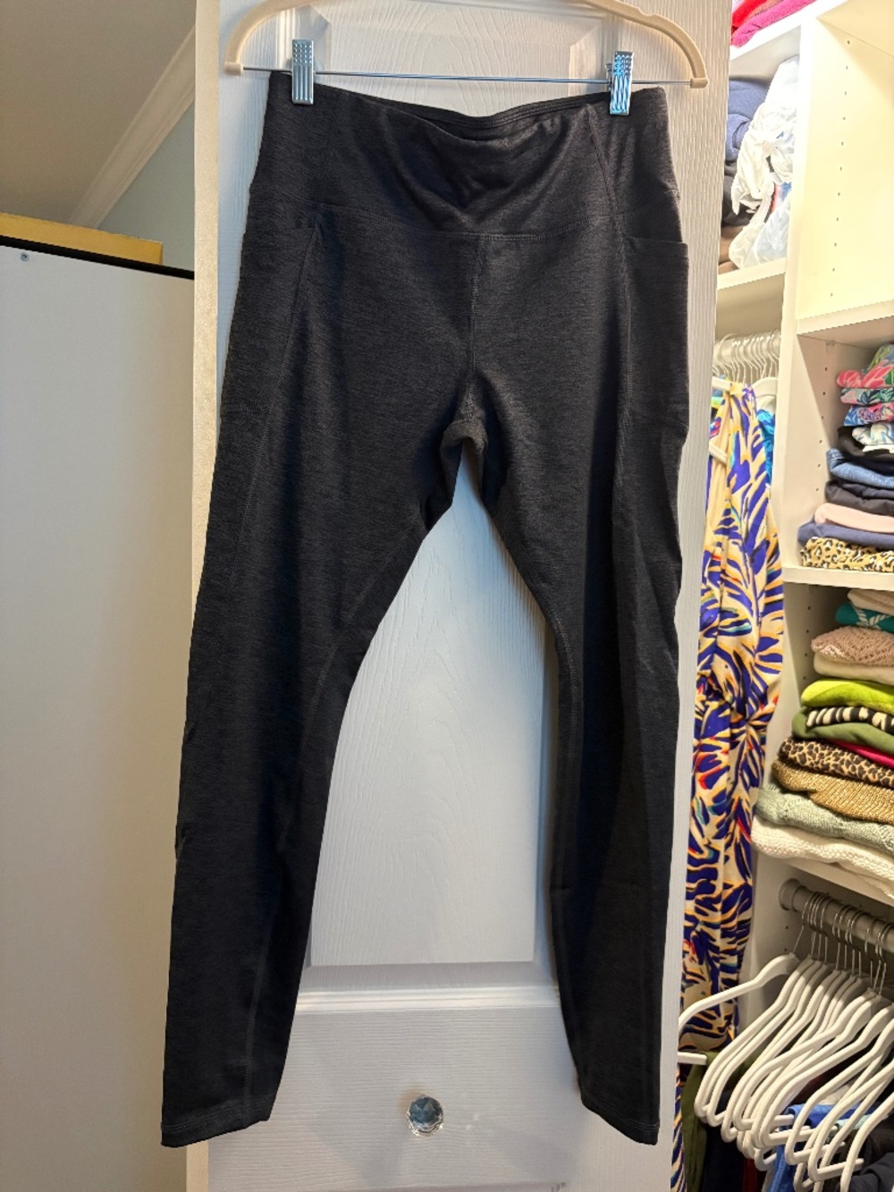 Dark grey AVIA leggings 12/14